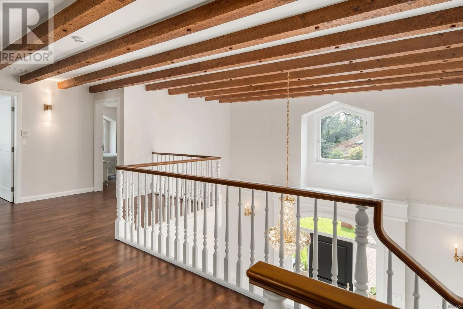 611 Island Rd