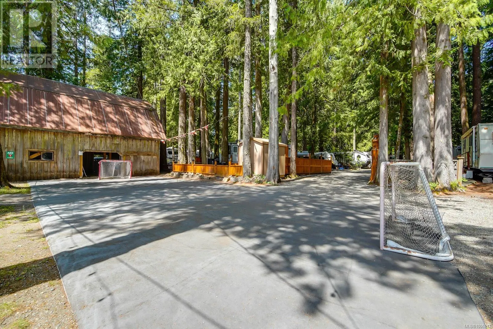 B7 10324 Lakeshore Rd