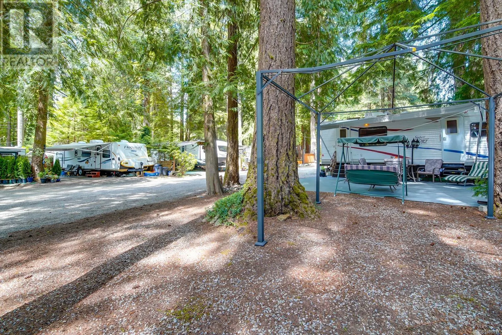 B7 10324 Lakeshore Rd