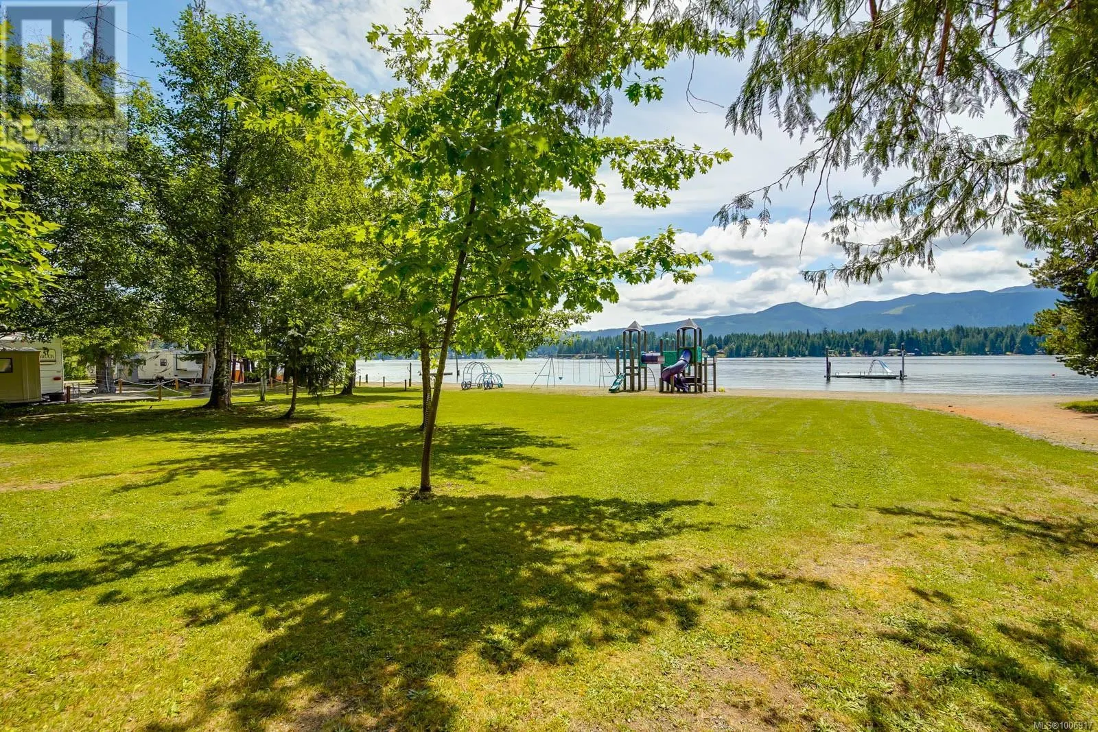B7 10324 Lakeshore Rd