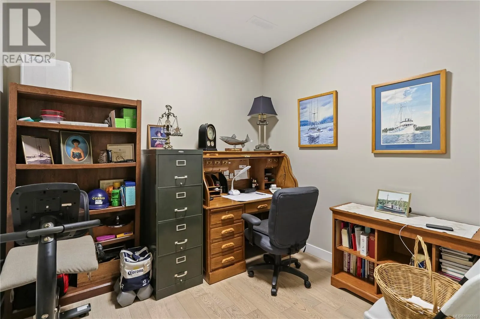 604 3529 Dolphin Dr