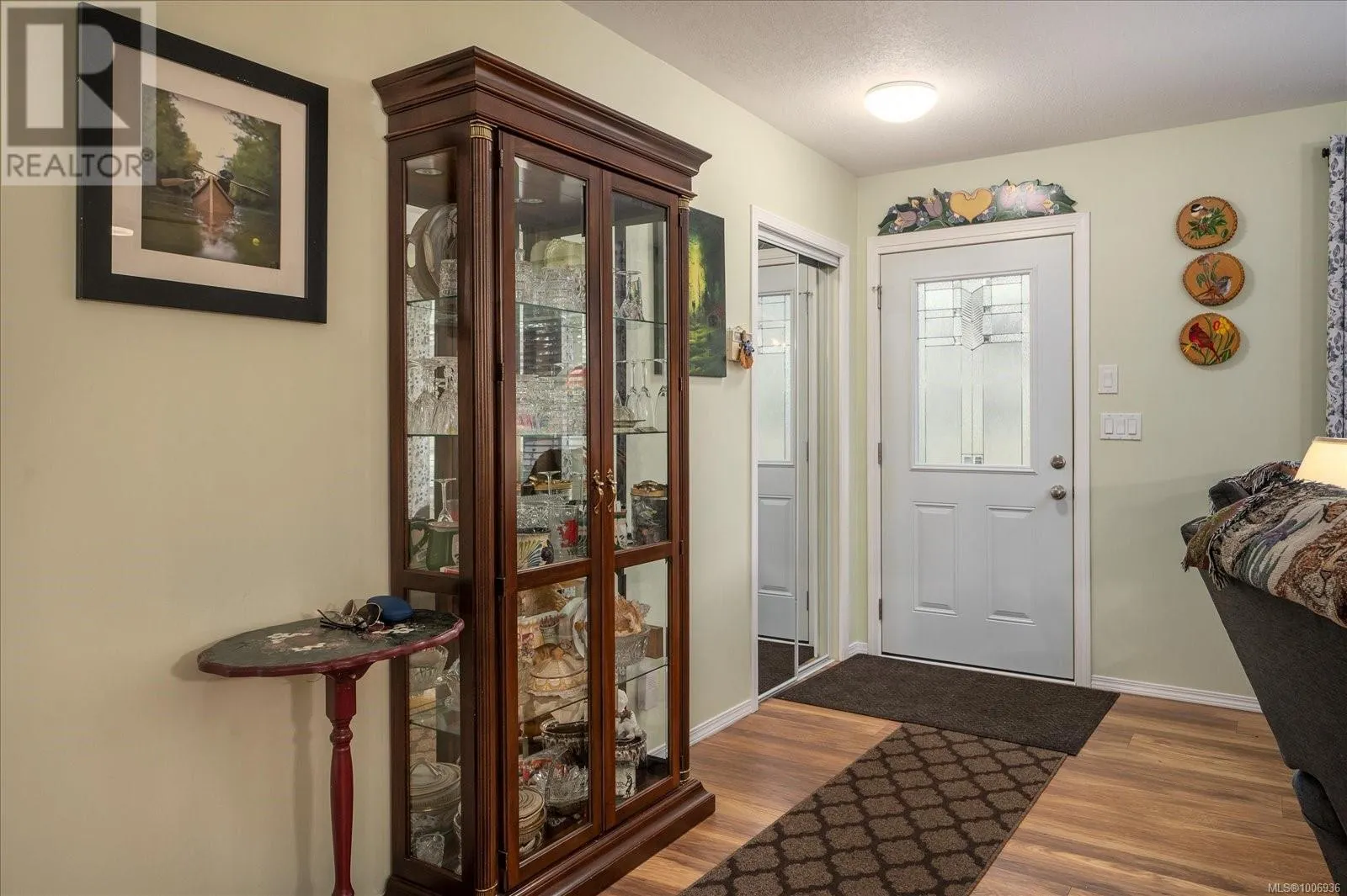 573 Tyee Cres
