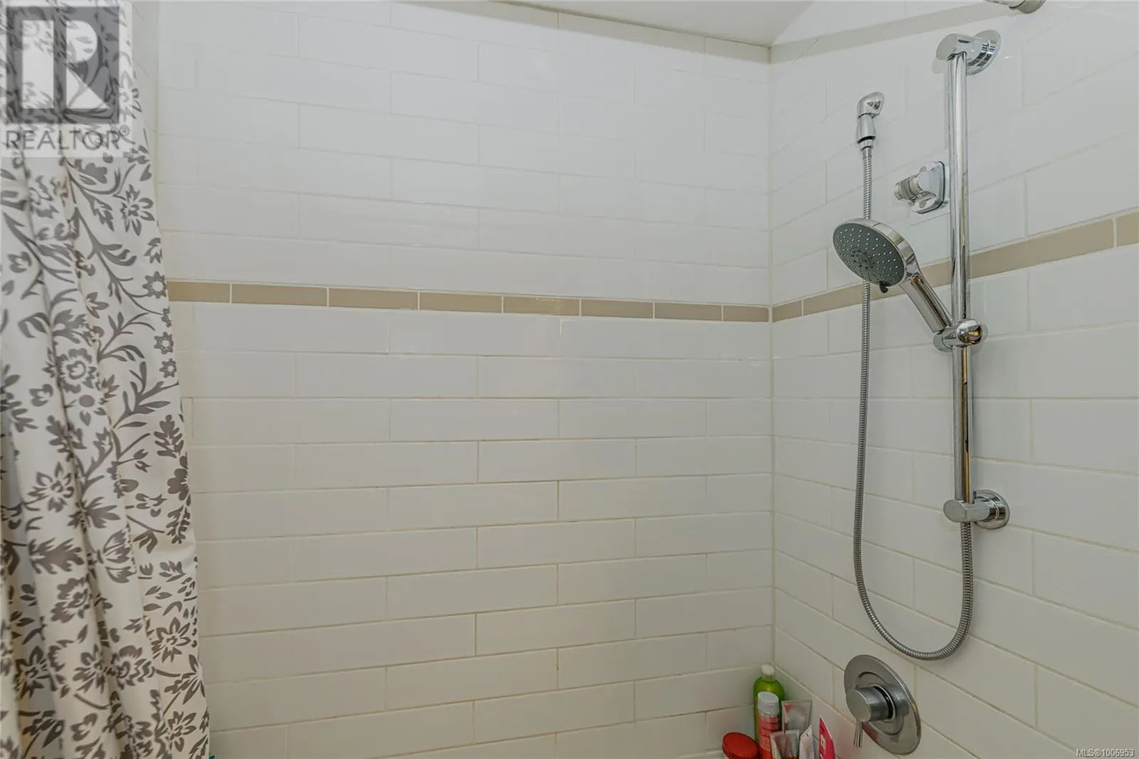407 1315 Esquimalt Rd