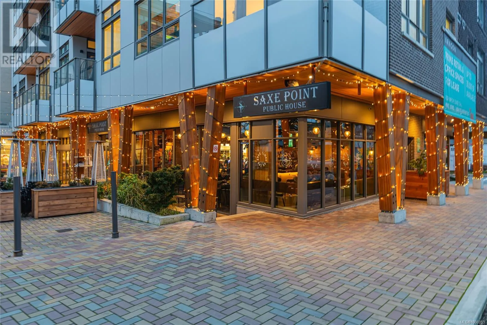 407 1315 Esquimalt Rd