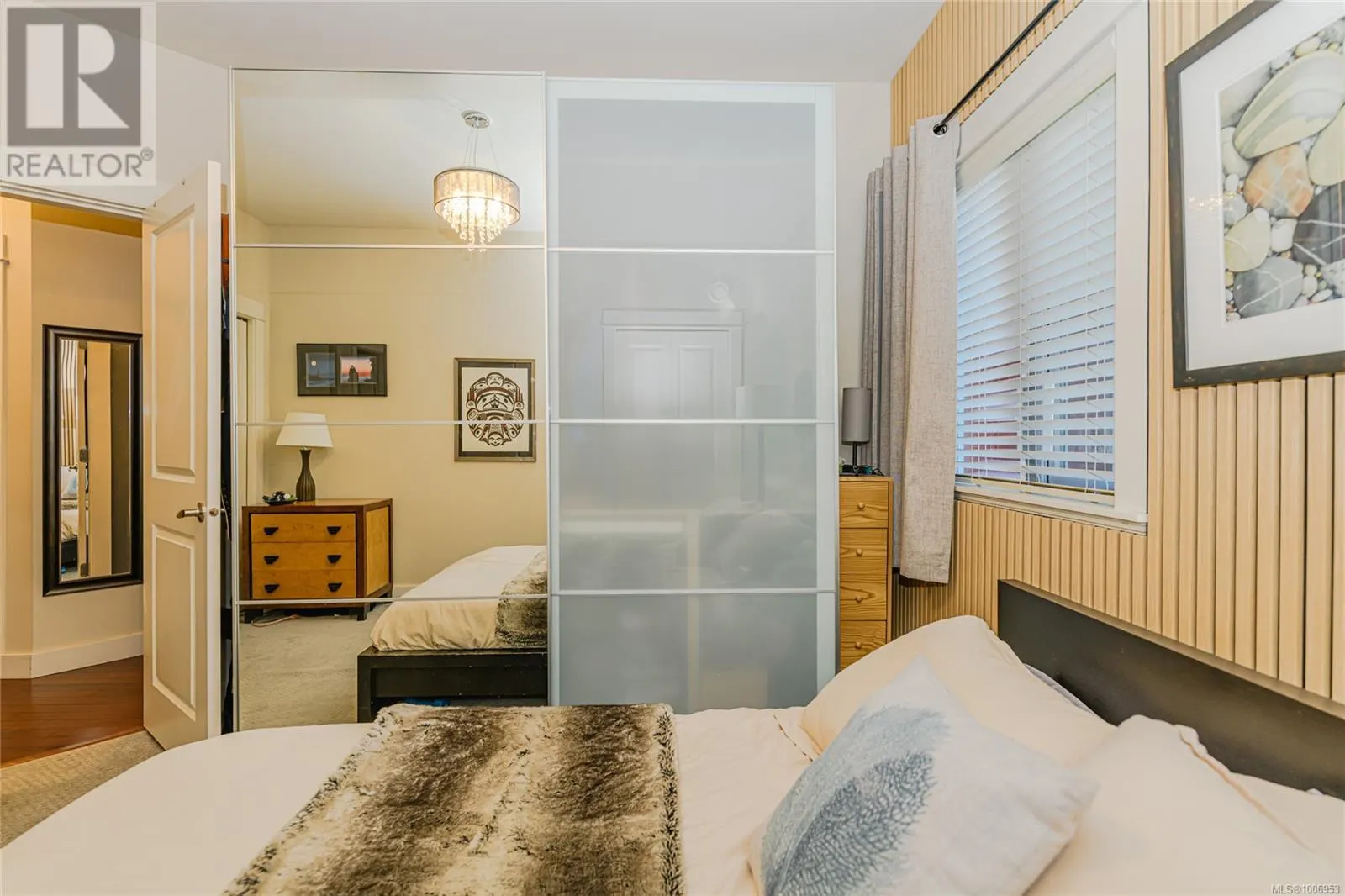 407 1315 Esquimalt Rd