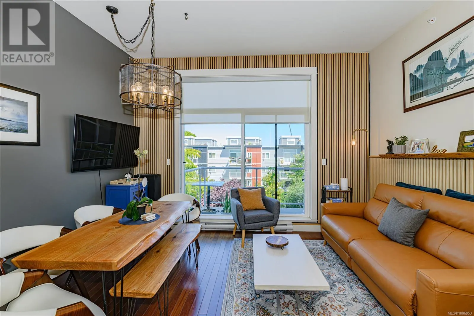 407 1315 Esquimalt Rd
