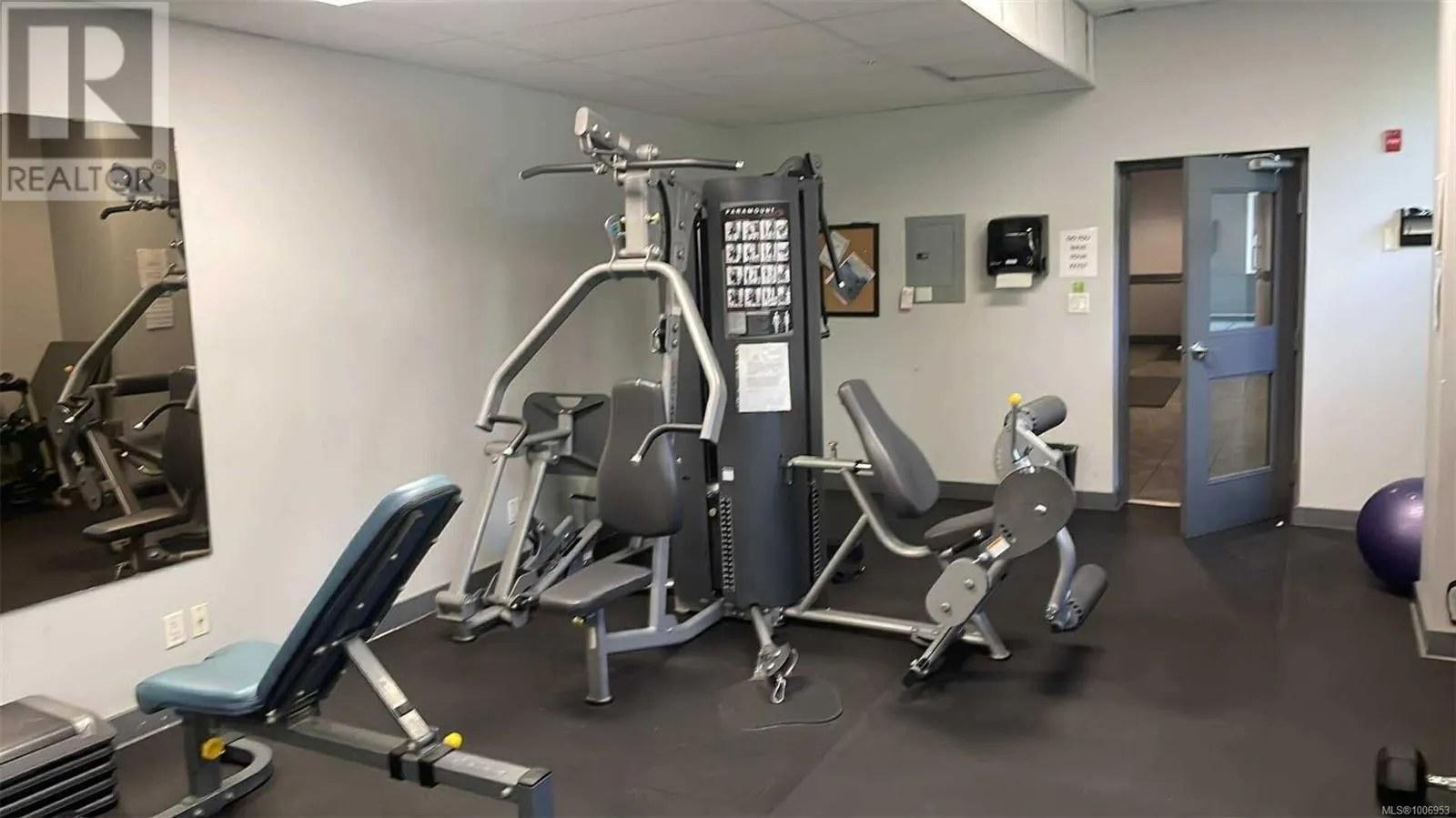 407 1315 Esquimalt Rd