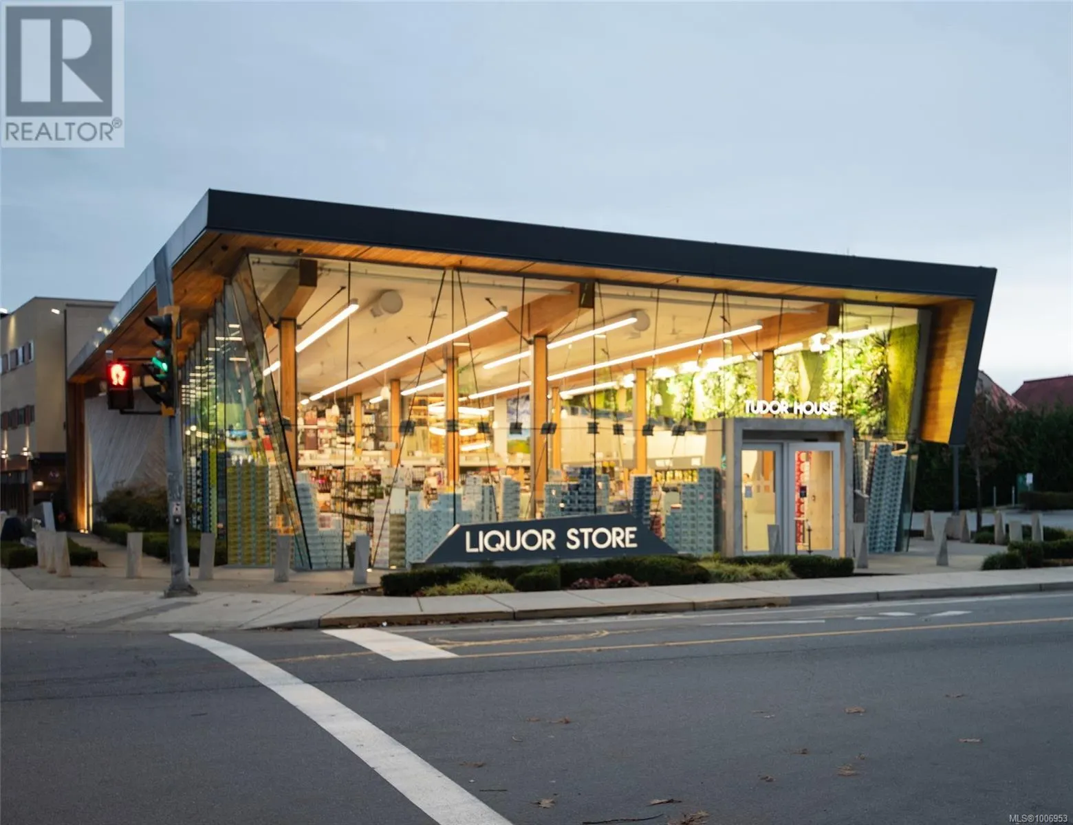 407 1315 Esquimalt Rd