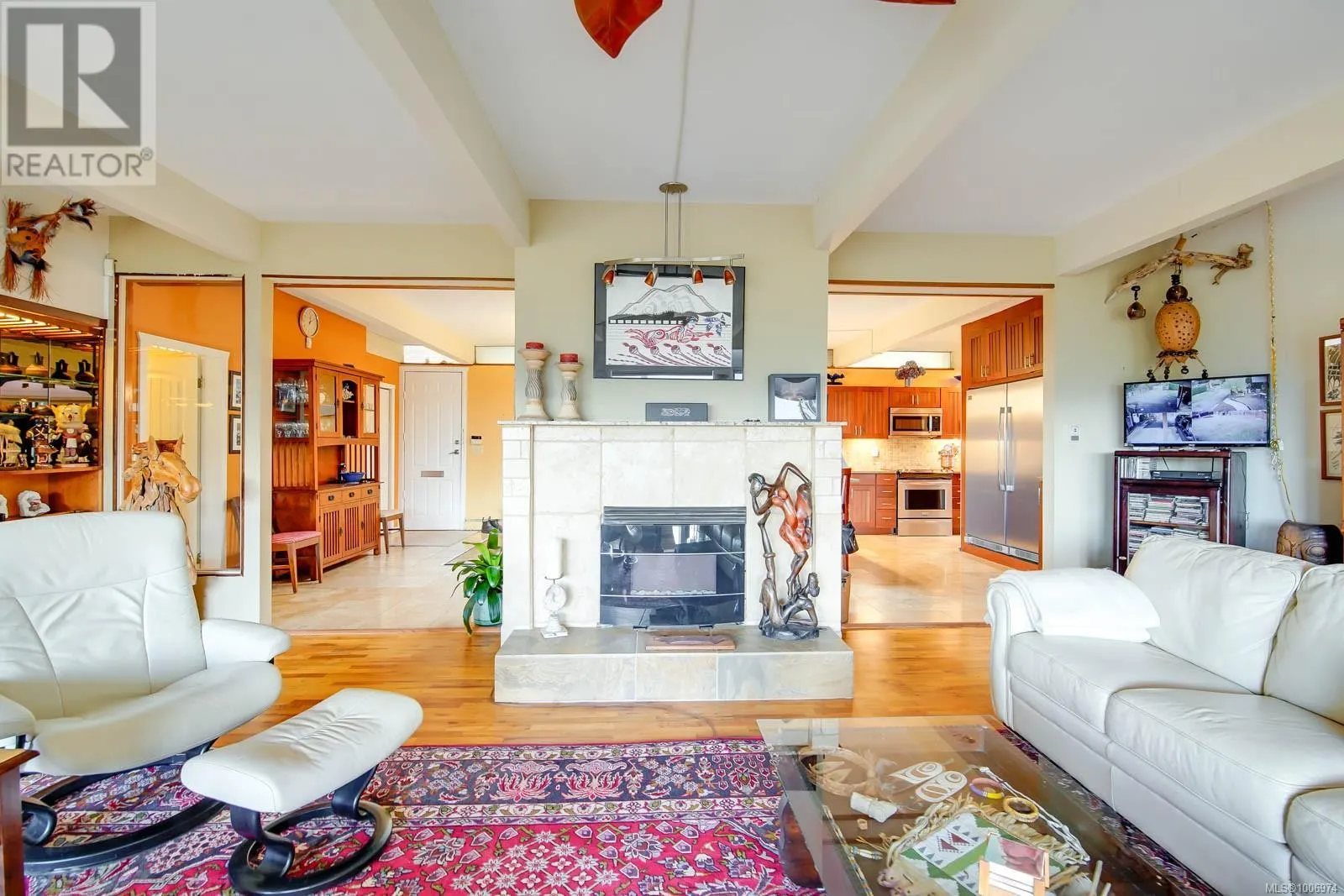 2374 Anderson Ave