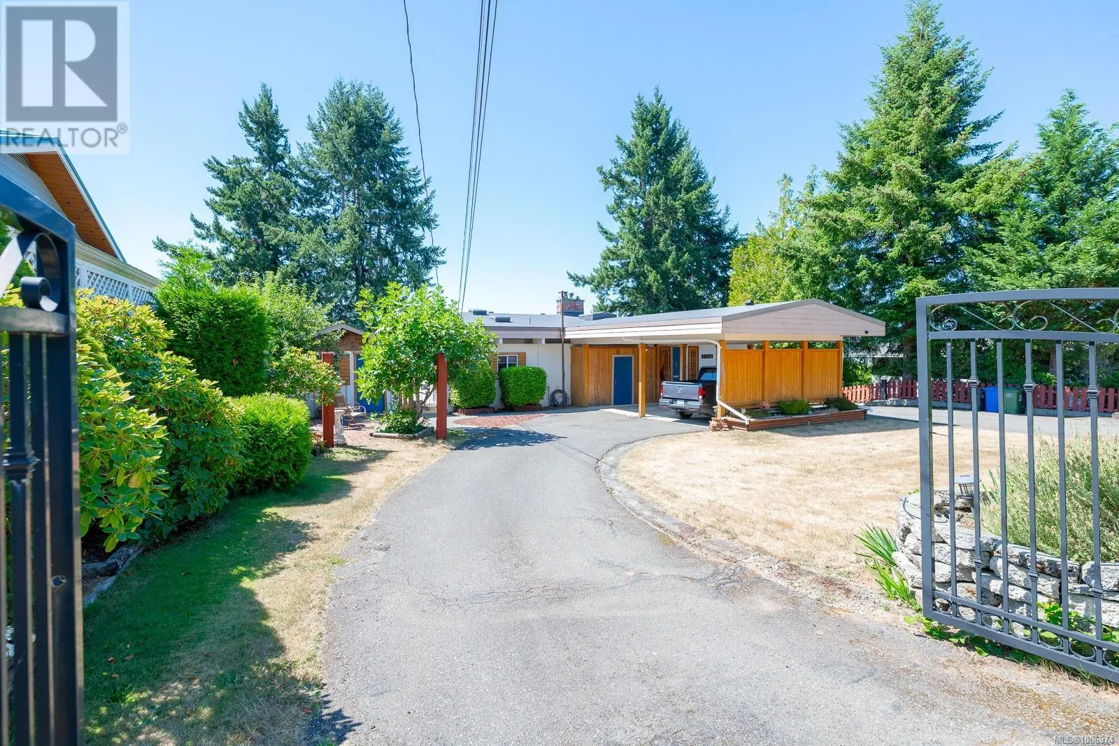 2374 Anderson Ave