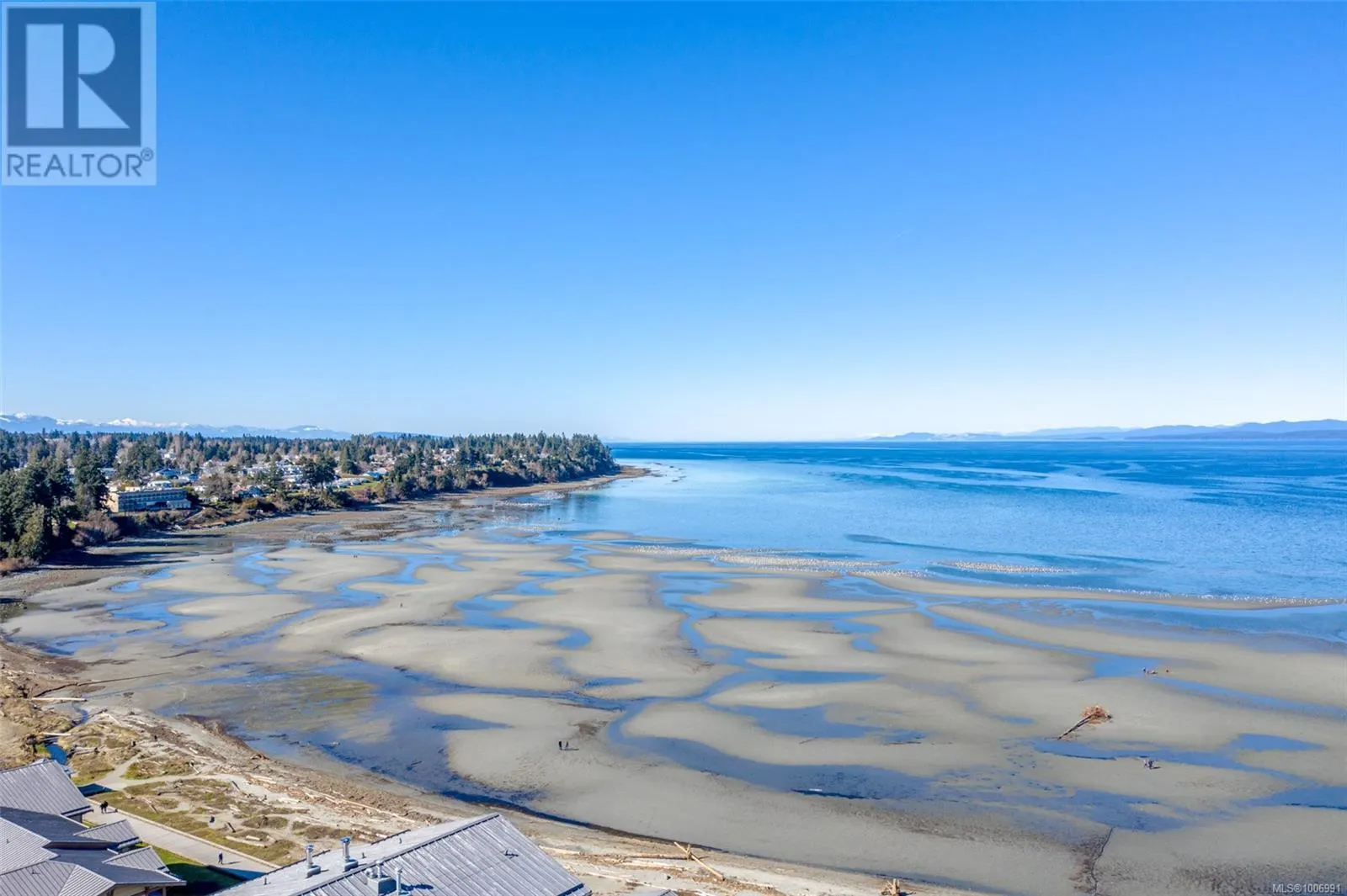 113/114D 181 Beachside Dr