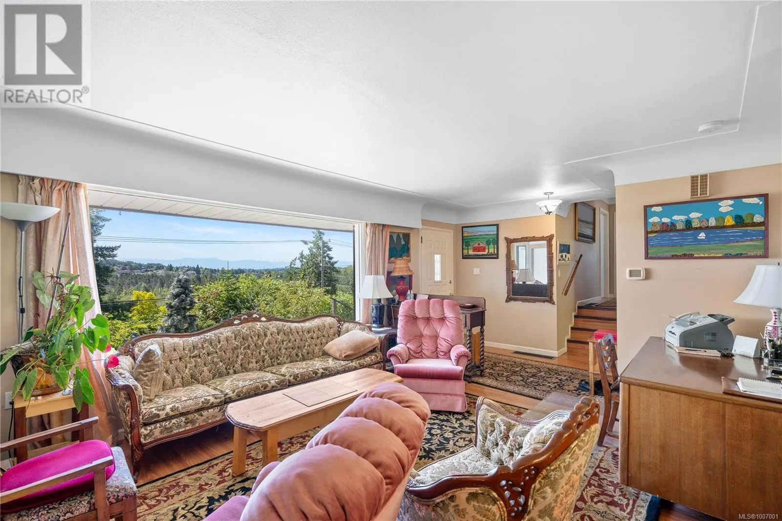854 Royal Oak Ave