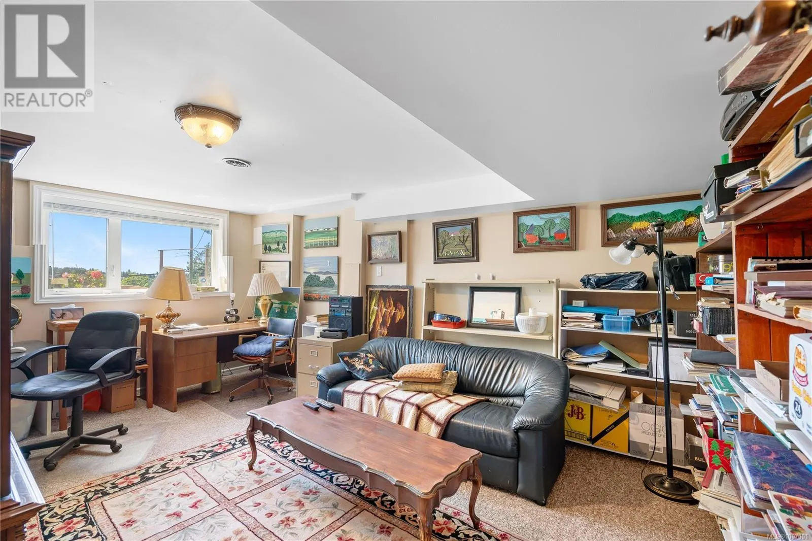854 Royal Oak Ave