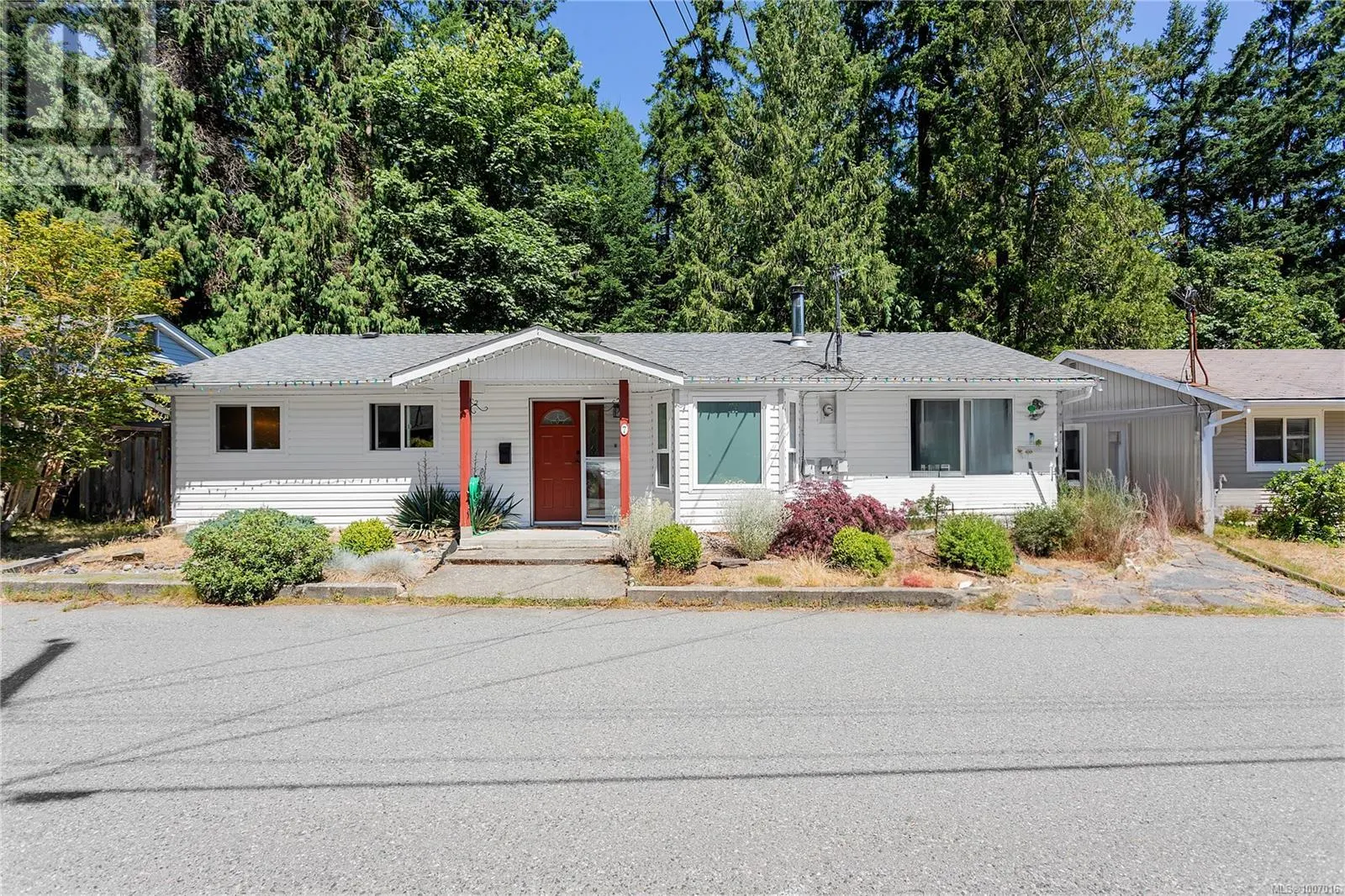 7 4604 Hammond Bay Rd