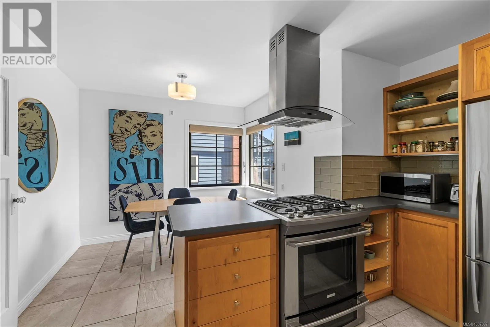 667 First St