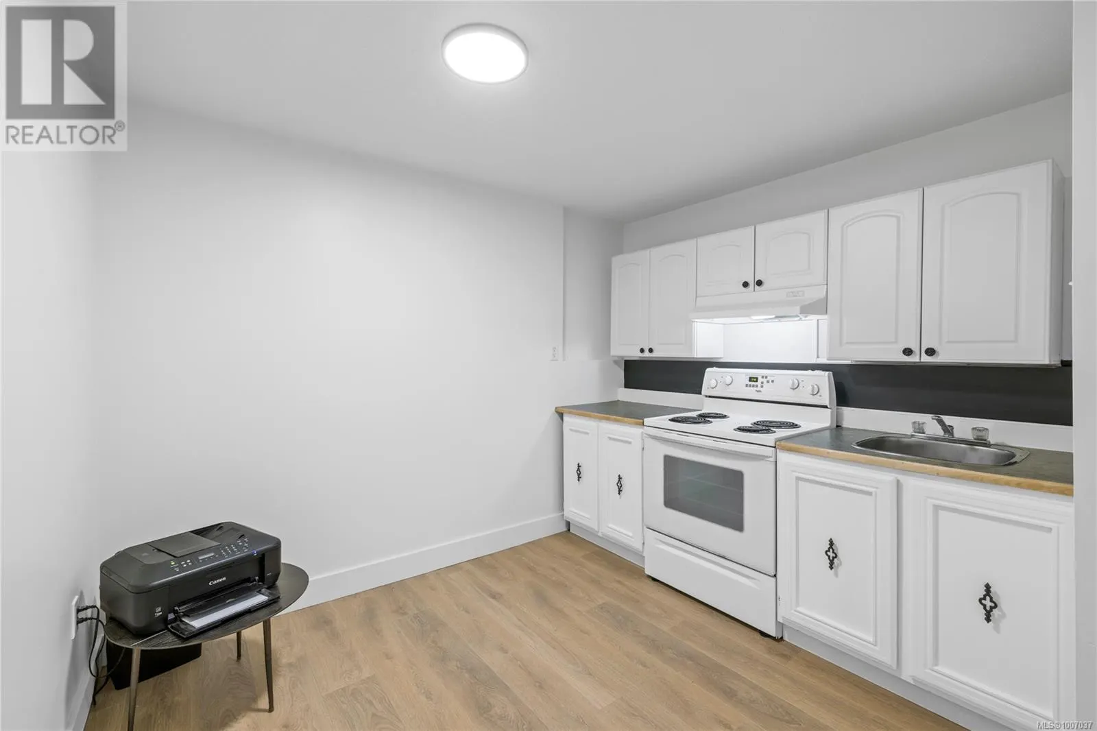 667 First St