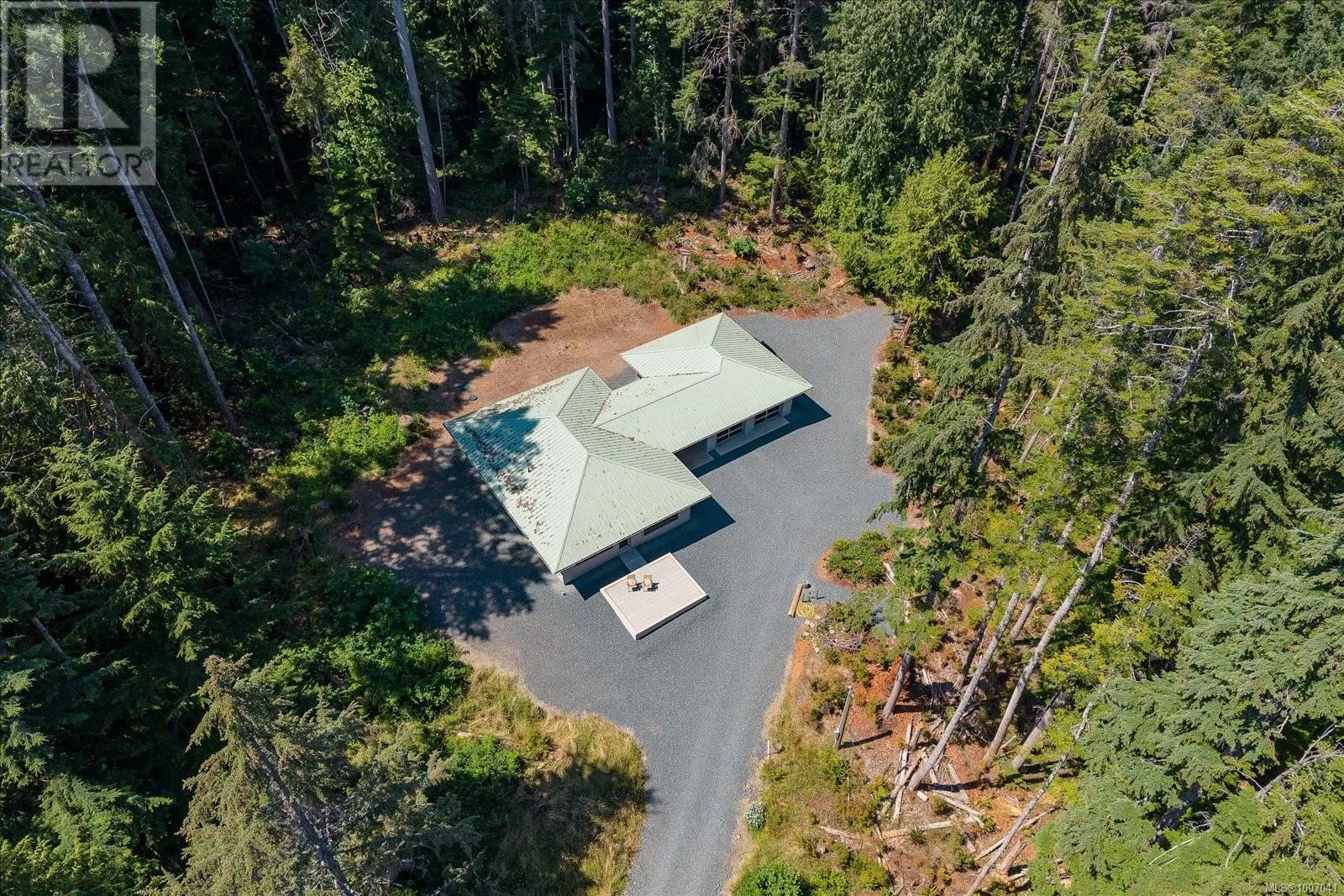 6208 Island Hwy W