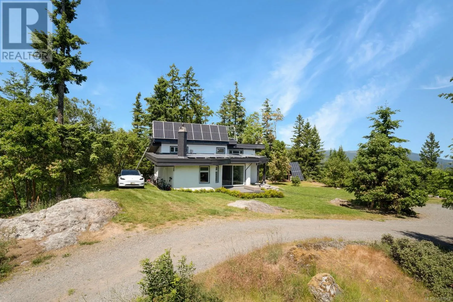 5876 Stoltze Rd