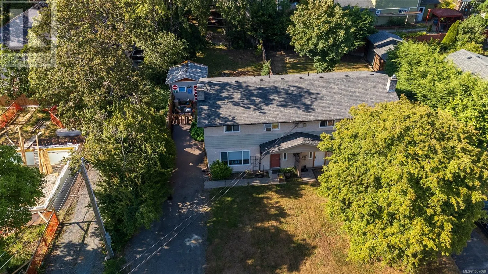 1068 Clarke Rd