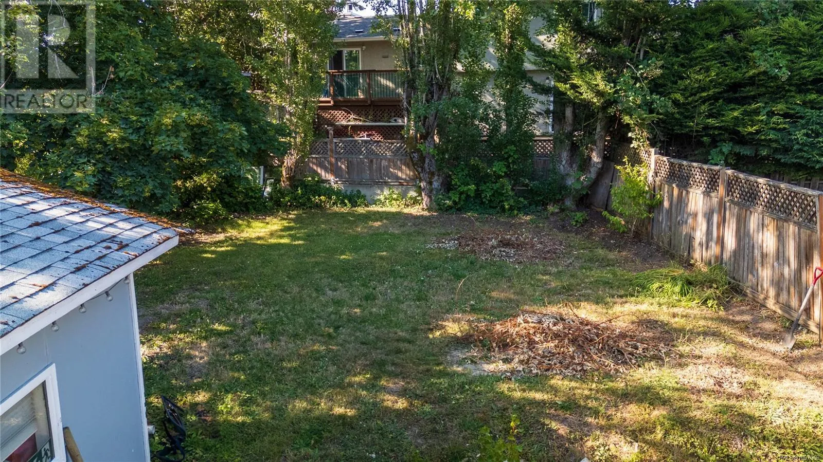 1068 Clarke Rd