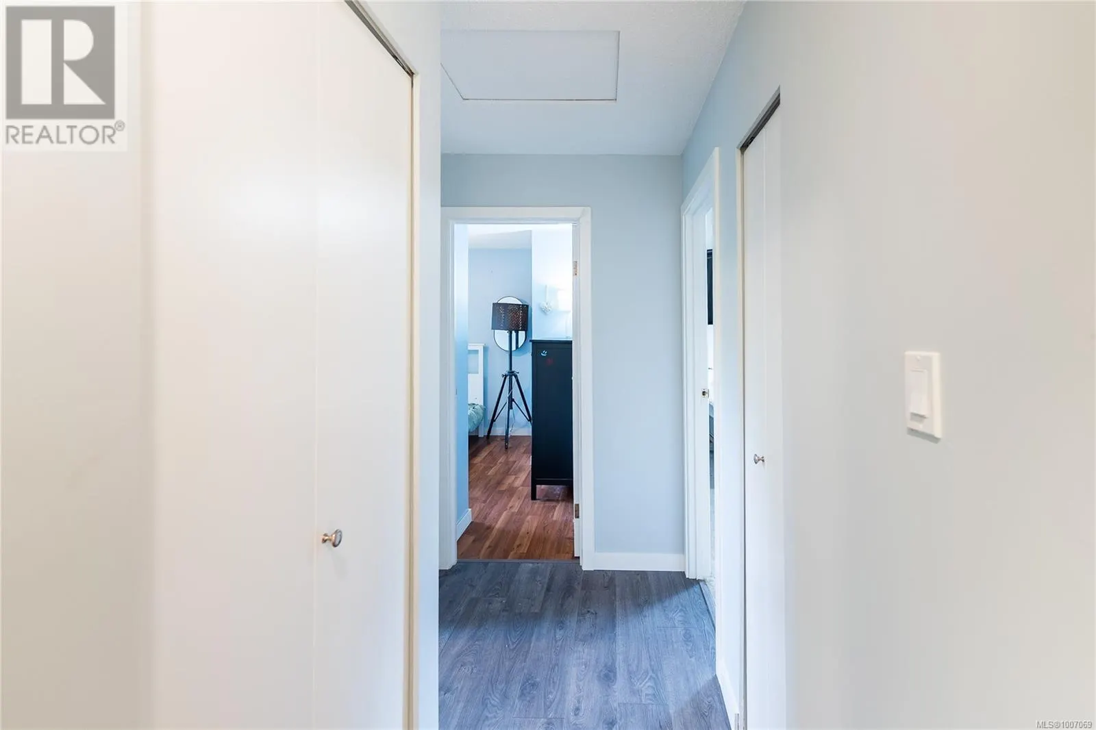 1068 Clarke Rd