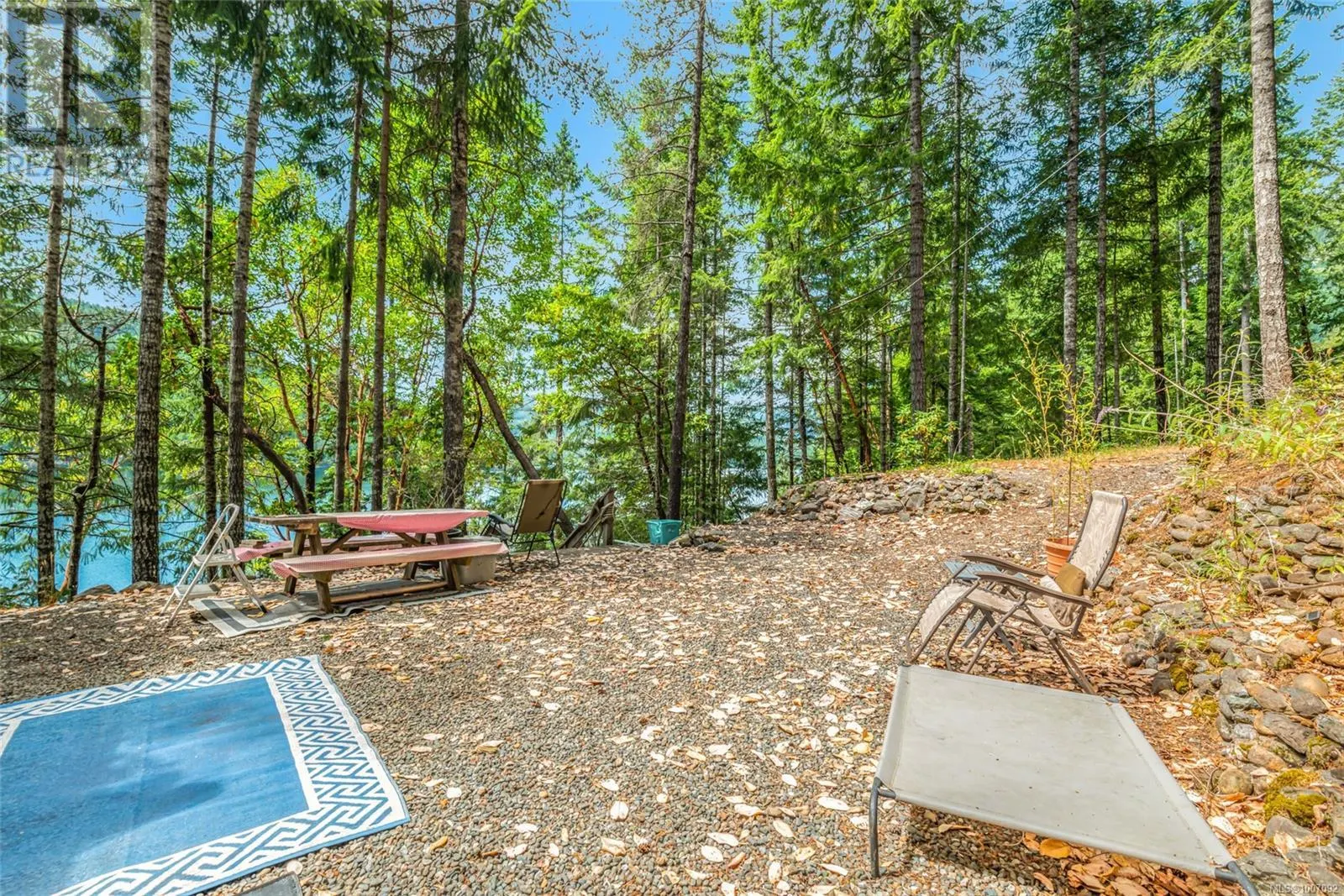 3696 Horne Lake Caves Rd