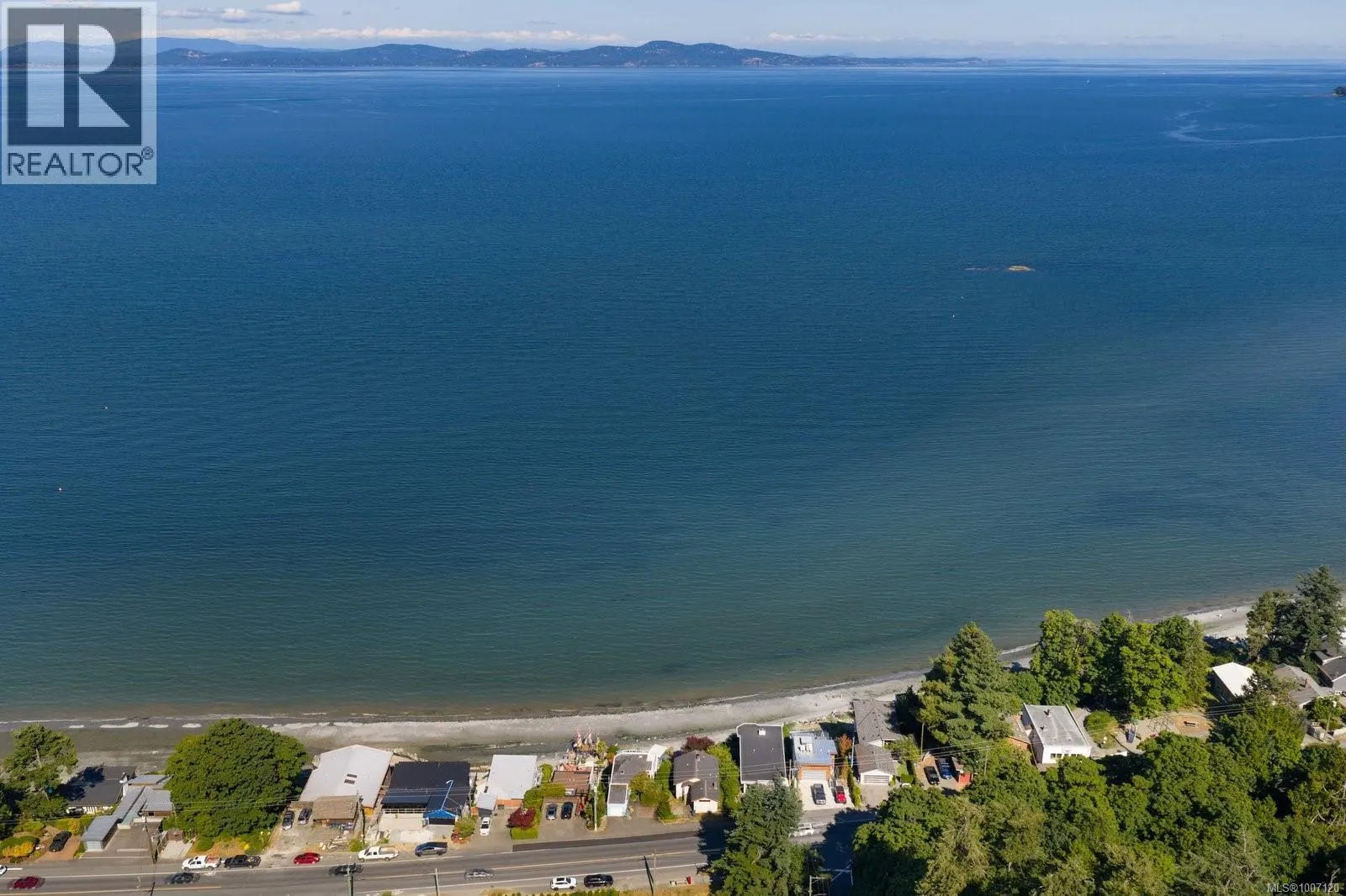 5015 Cordova Bay Rd
