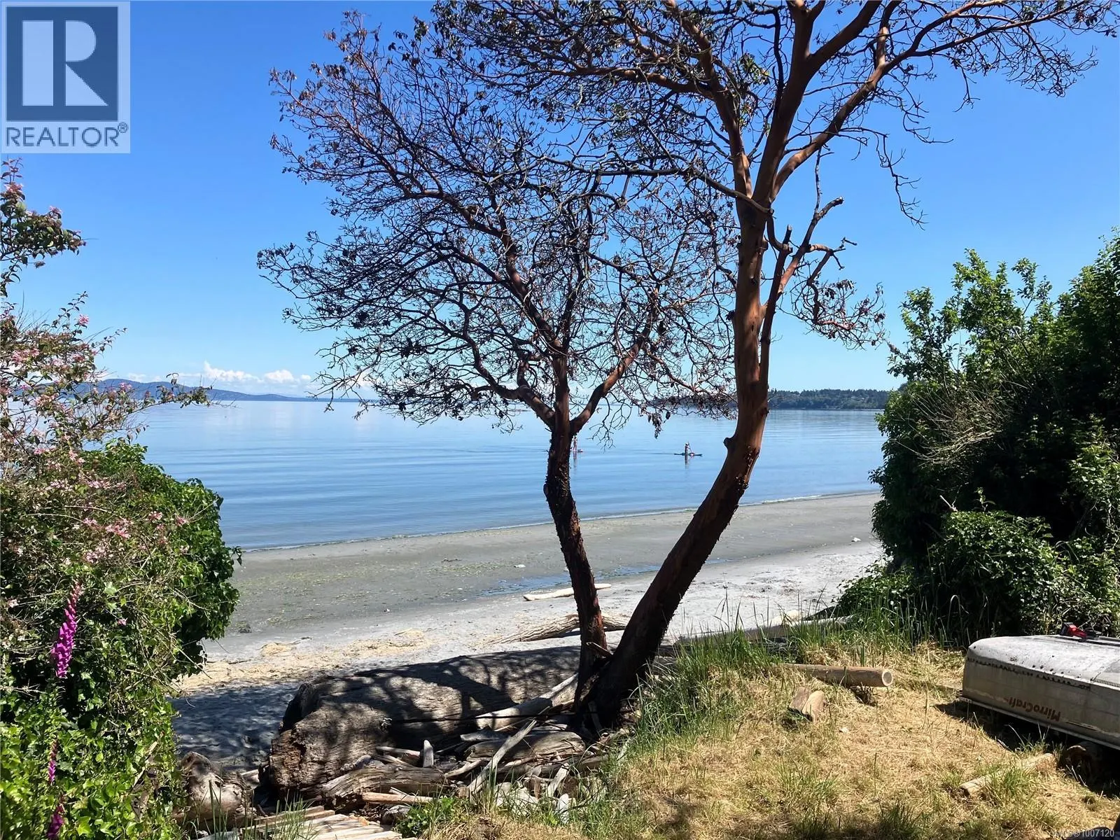 5015 Cordova Bay Rd