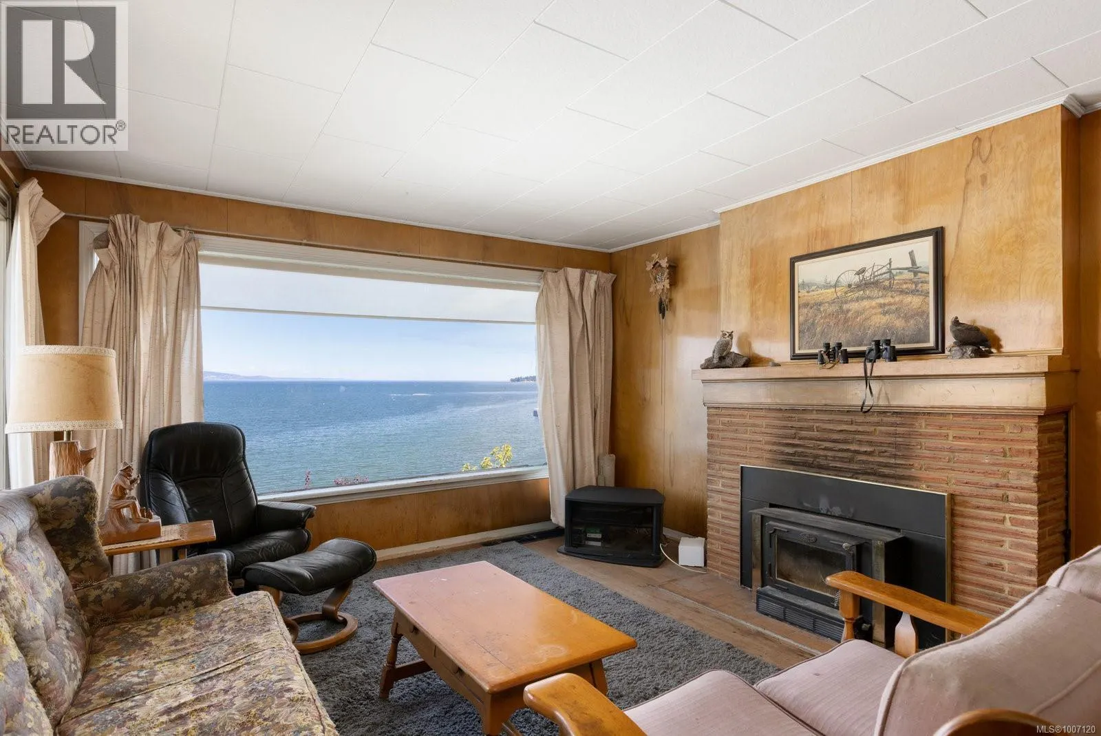 5015 Cordova Bay Rd