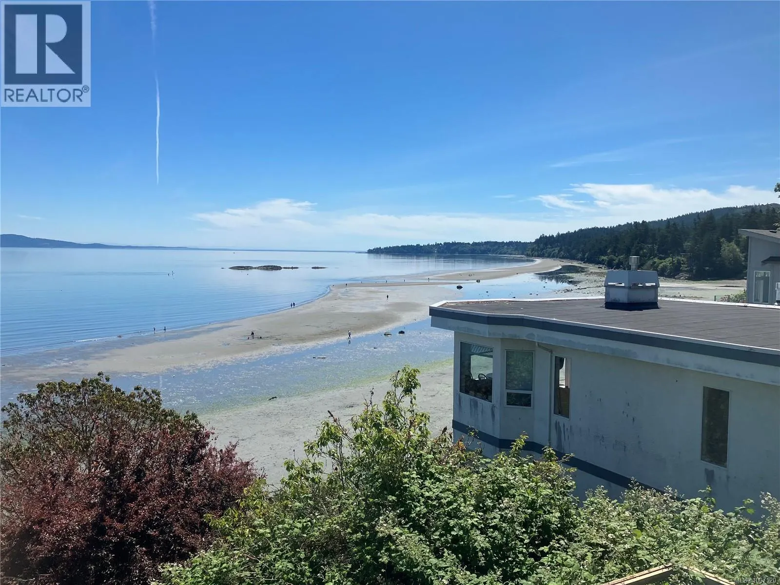 5015 Cordova Bay Rd