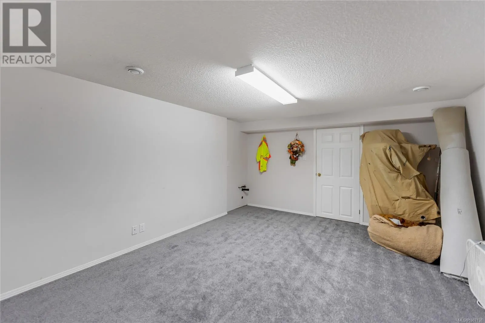 3350 Redden Rd