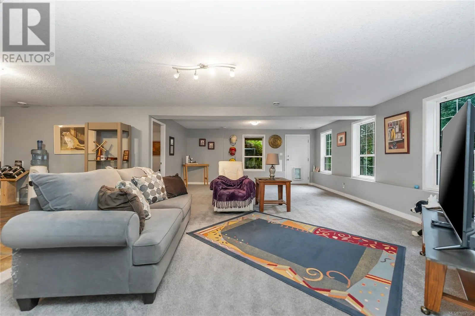 3350 Redden Rd