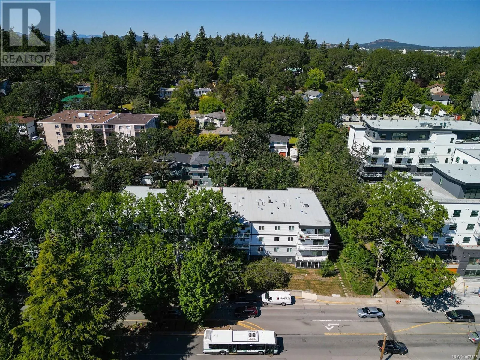 307 1124 Esquimalt Rd
