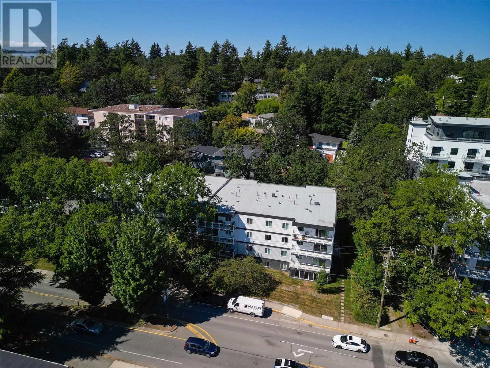 307 1124 Esquimalt Rd