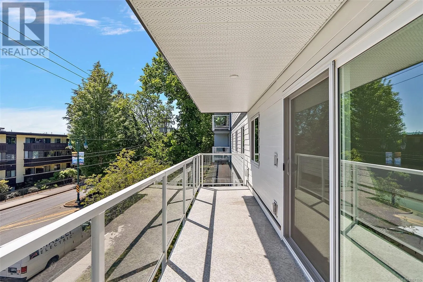307 1124 Esquimalt Rd