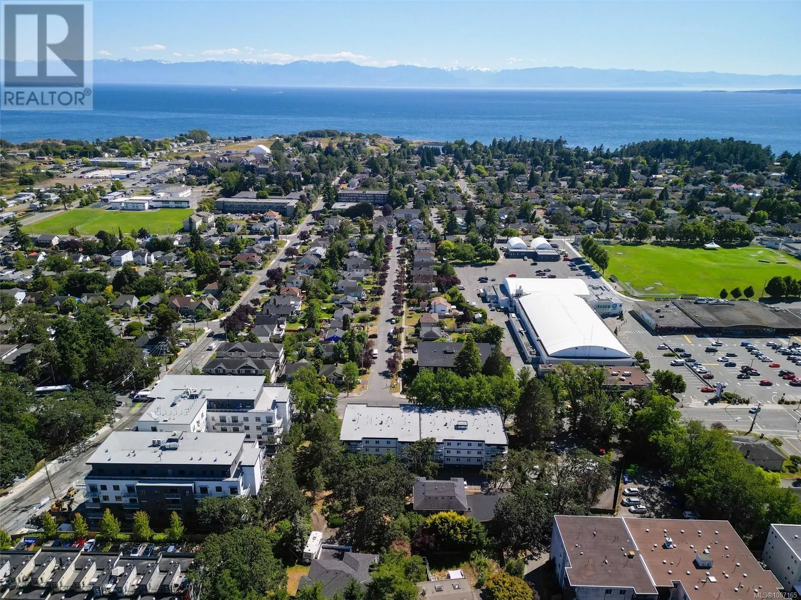 307 1124 Esquimalt Rd