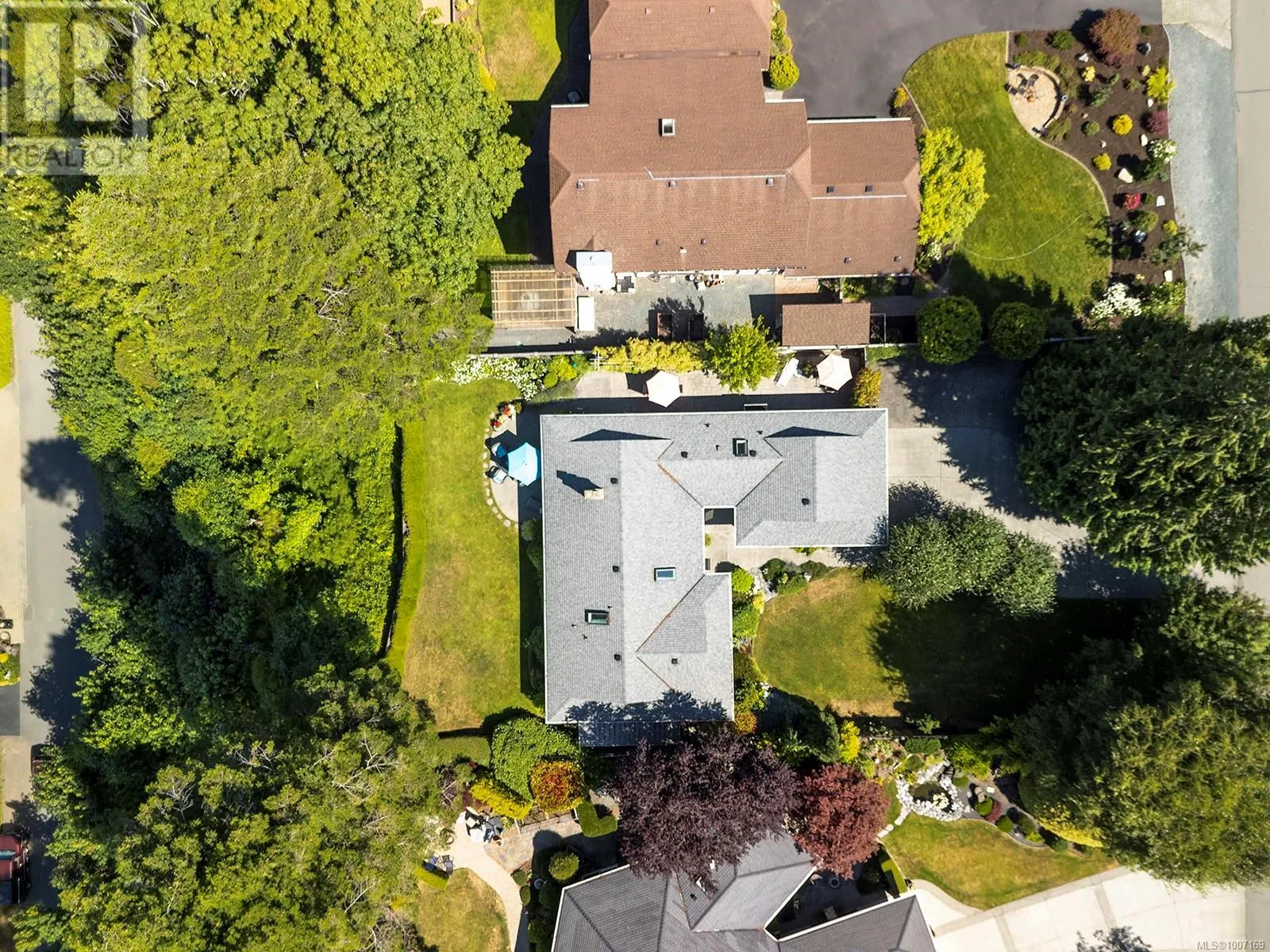 1009 Eaglecrest Dr