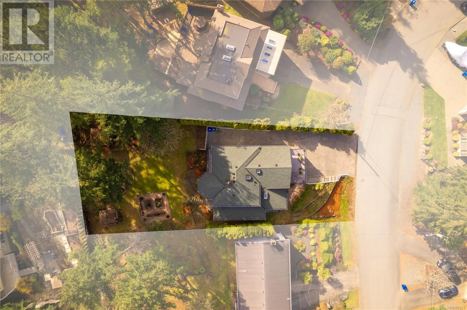 1247 Selkirk Dr