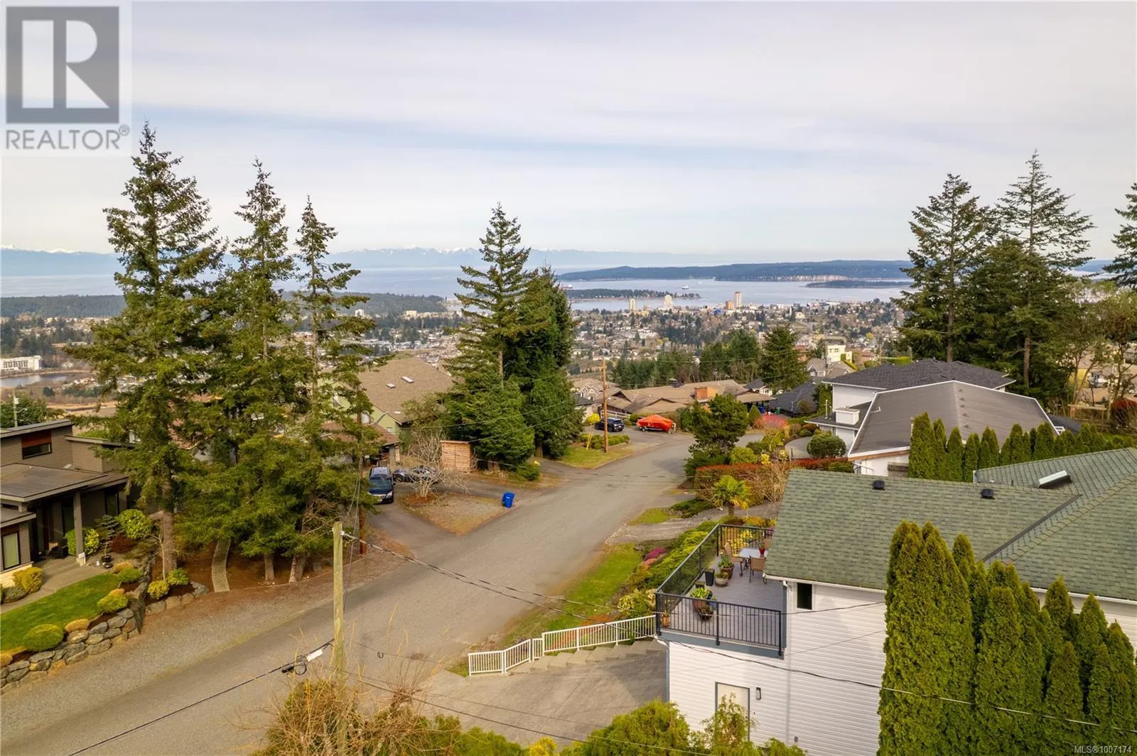 1247 Selkirk Dr