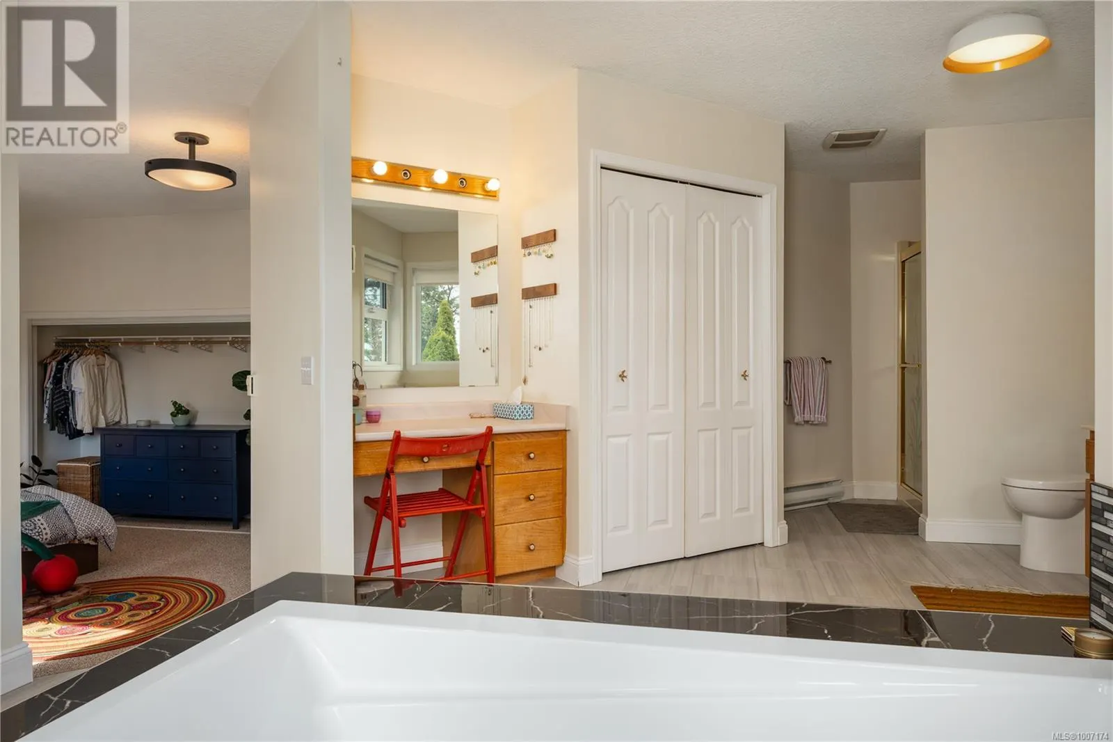 1247 Selkirk Dr