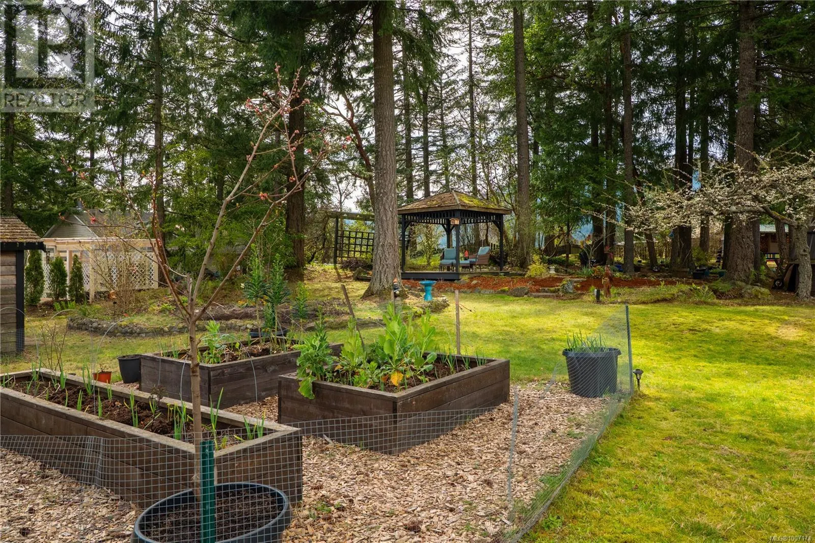 1247 Selkirk Dr