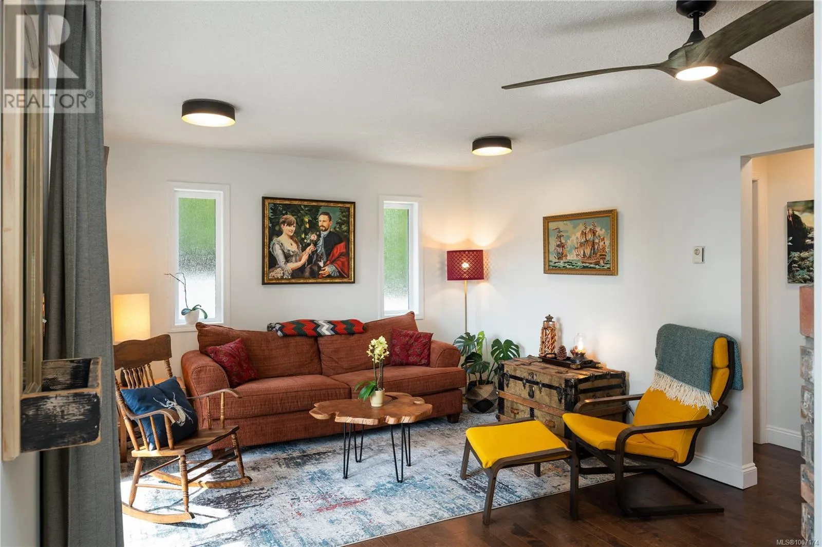 1247 Selkirk Dr