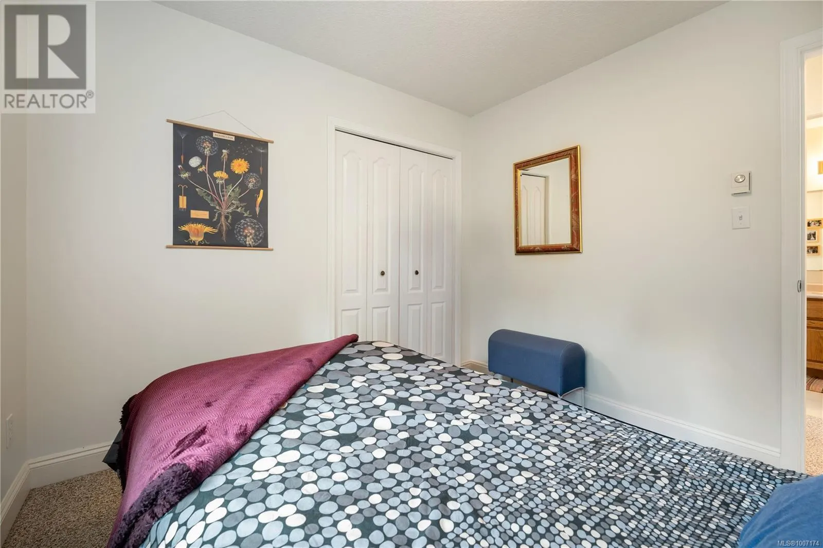 1247 Selkirk Dr