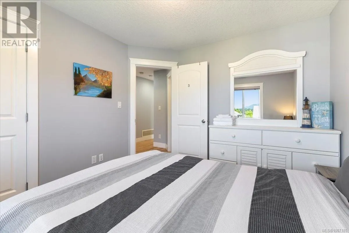 627 Sarum Rise Way