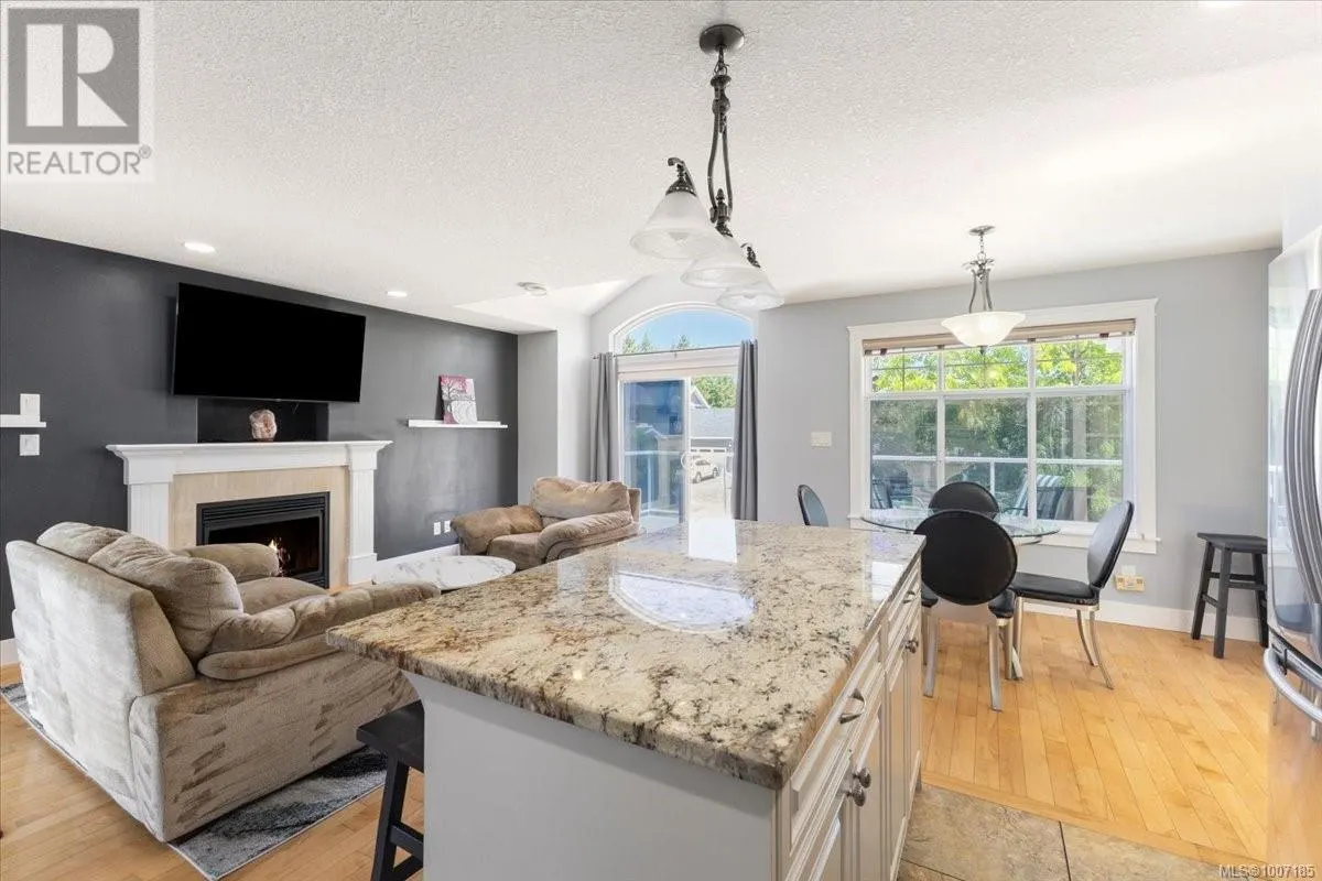 627 Sarum Rise Way