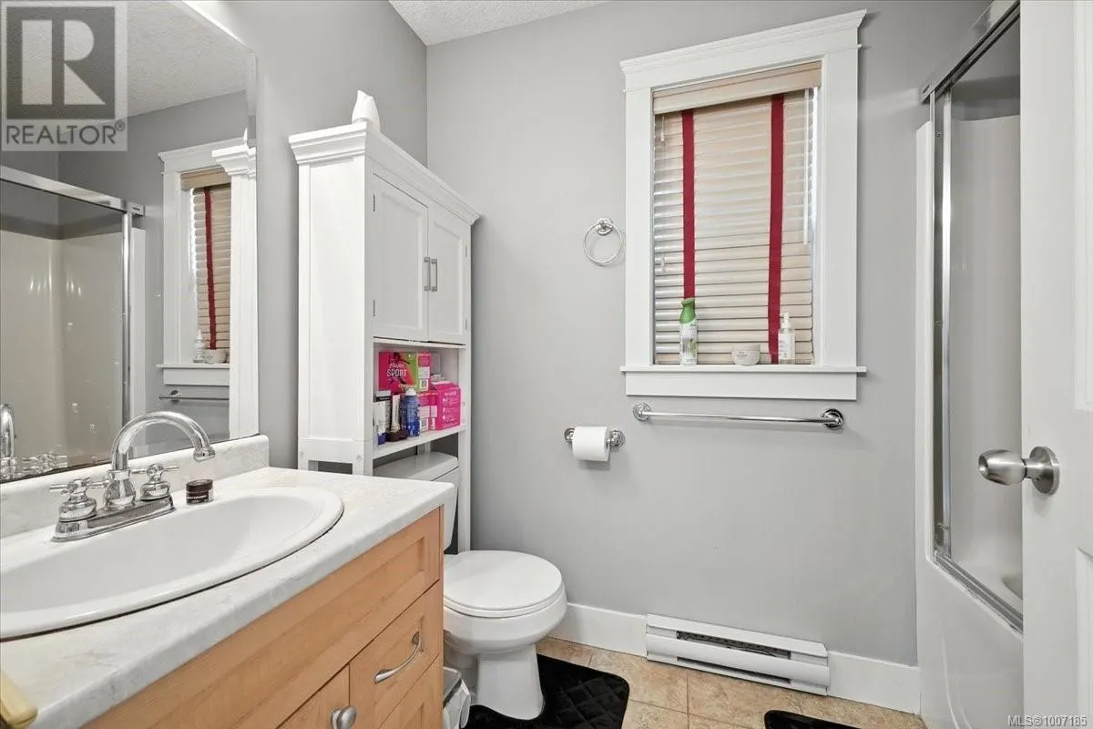 627 Sarum Rise Way