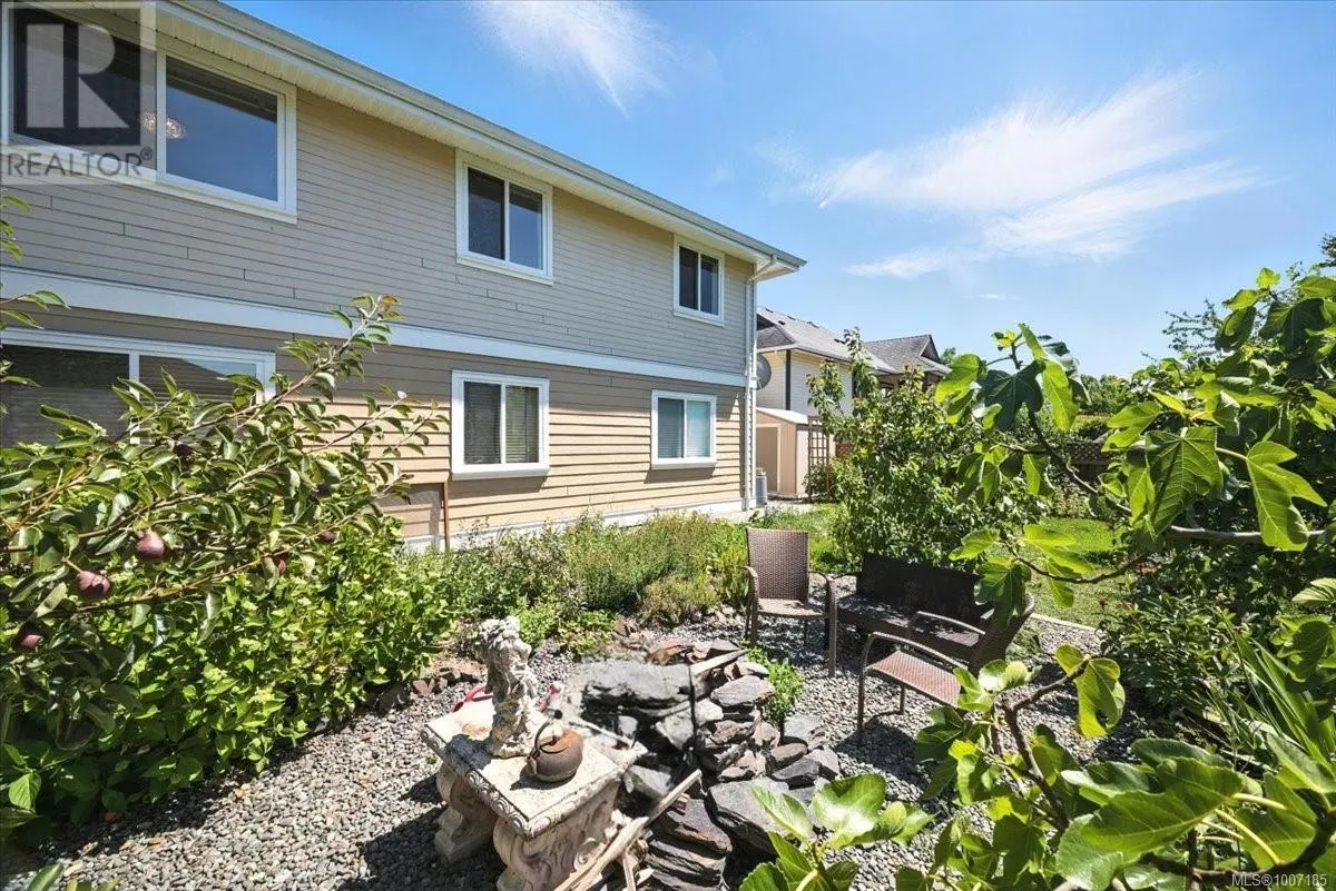 627 Sarum Rise Way