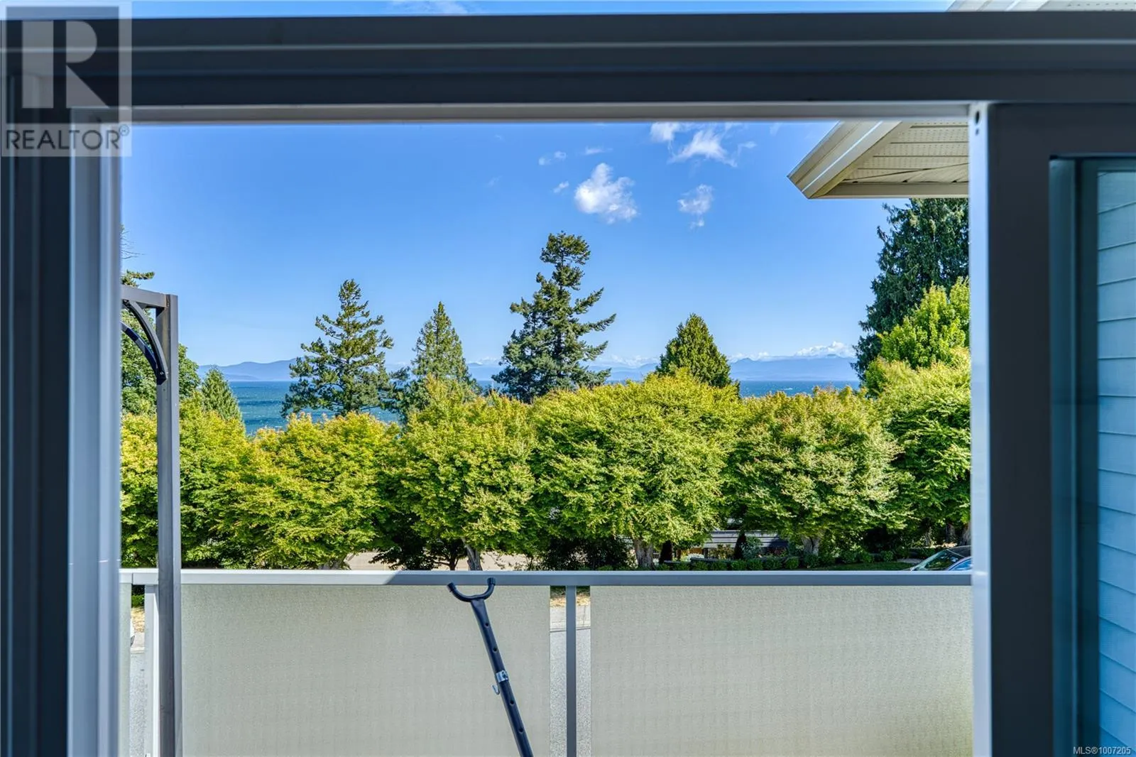 6381 Icarus Dr
