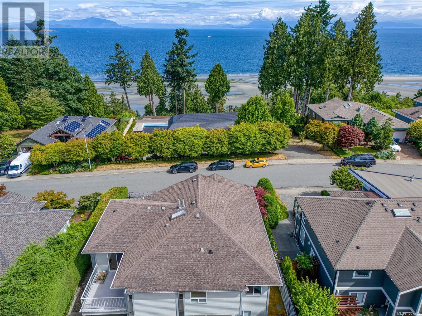6381 Icarus Dr