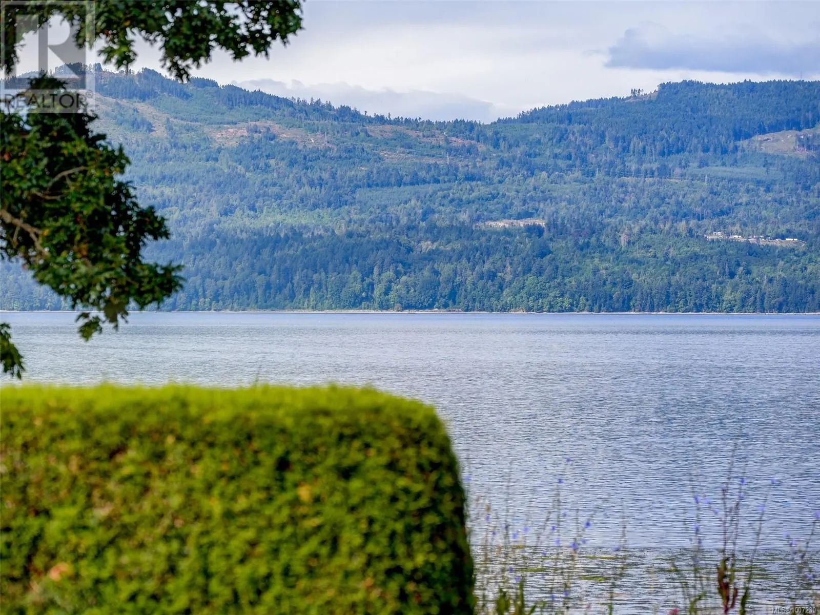 10189 West Saanich Rd